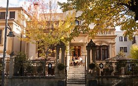 Vila Ebel Hotel Pool & Spa